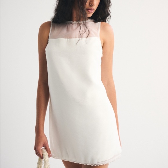 Abercrombie and Fitch Pearl Lined, Bow-Back Slip Dress - Picture 2 of 2